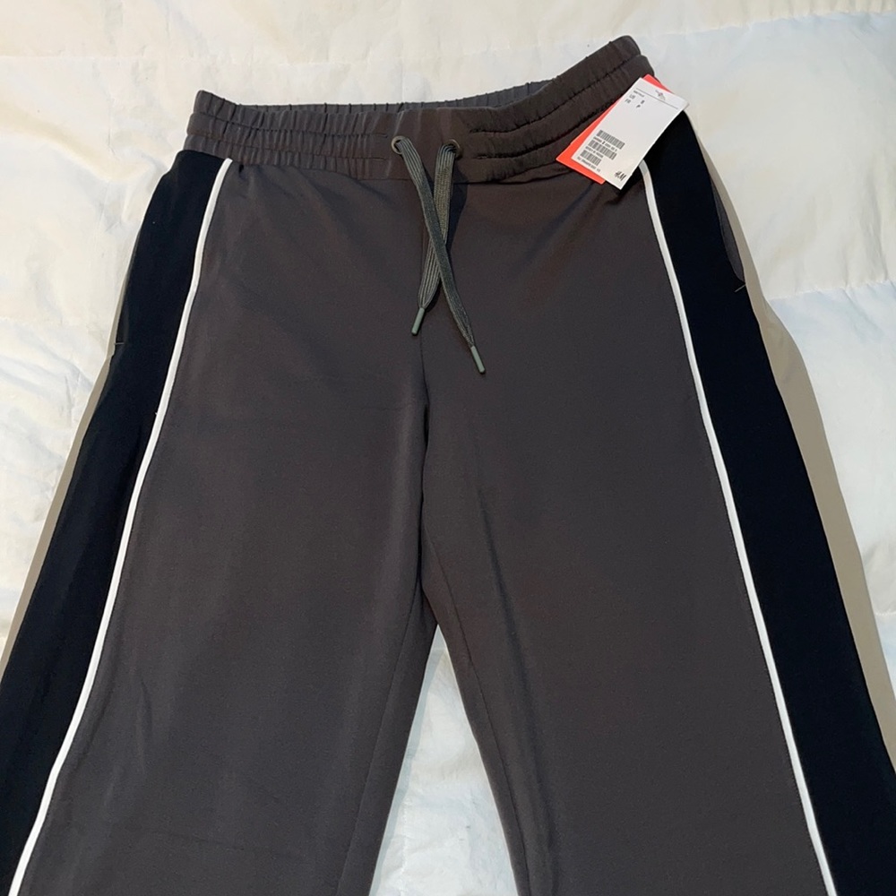 Wide Leg Trackpant with Zippered Hems